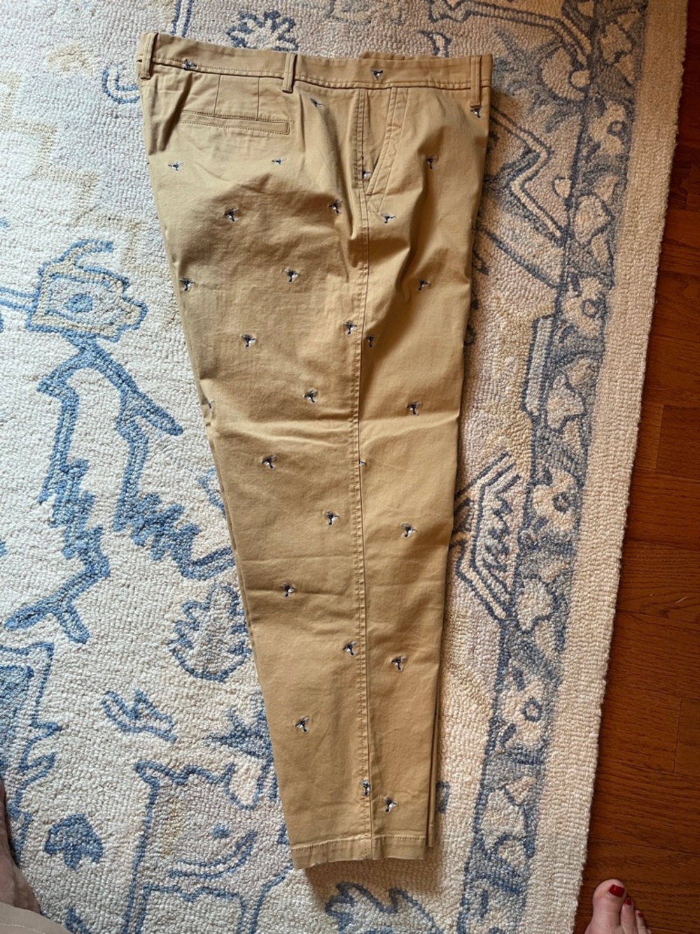 Talbots women’s Embroidered Khaki Chinos 16P